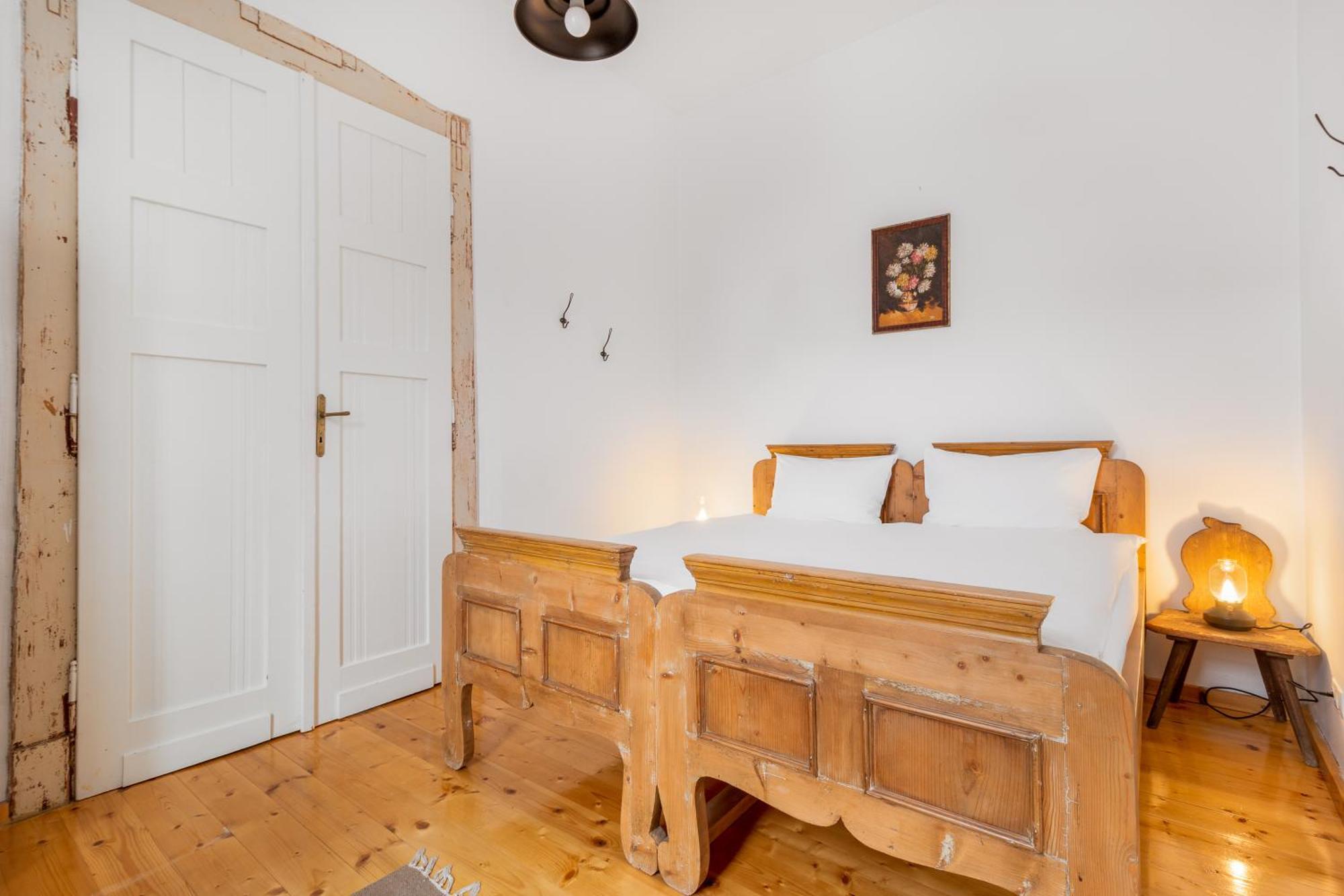 Rustic Visual Apartment Oradea Ngoại thất bức ảnh
