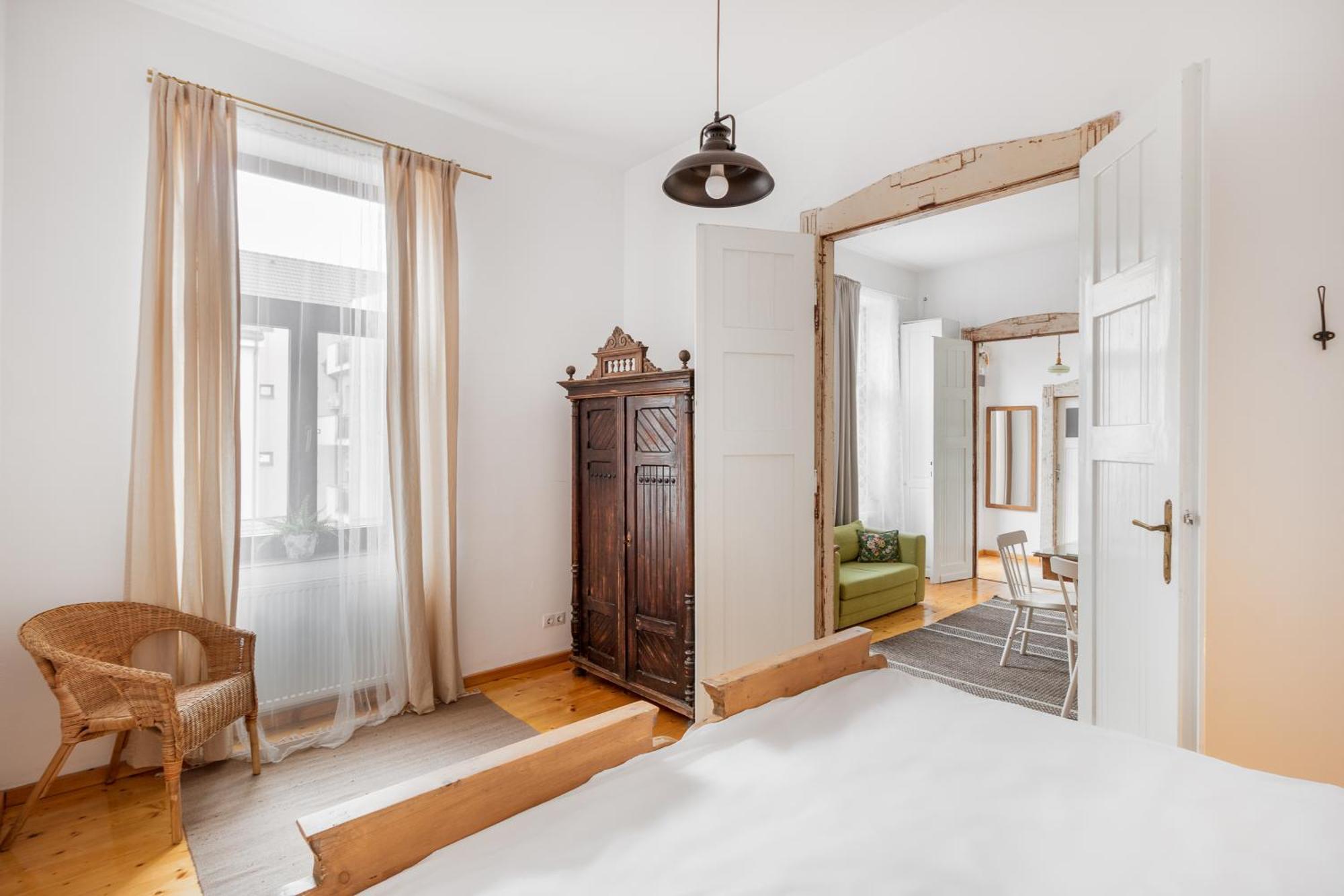 Rustic Visual Apartment Oradea Ngoại thất bức ảnh